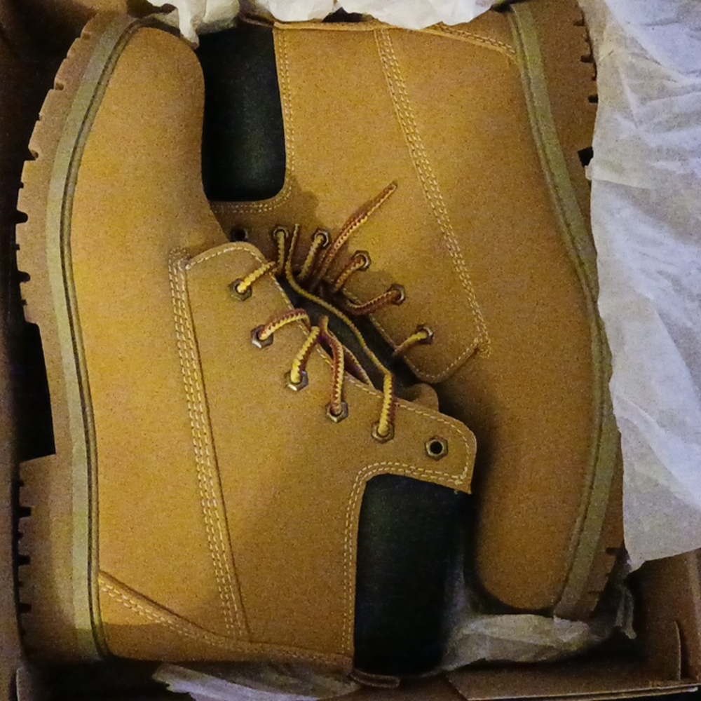 MENS HIKERS